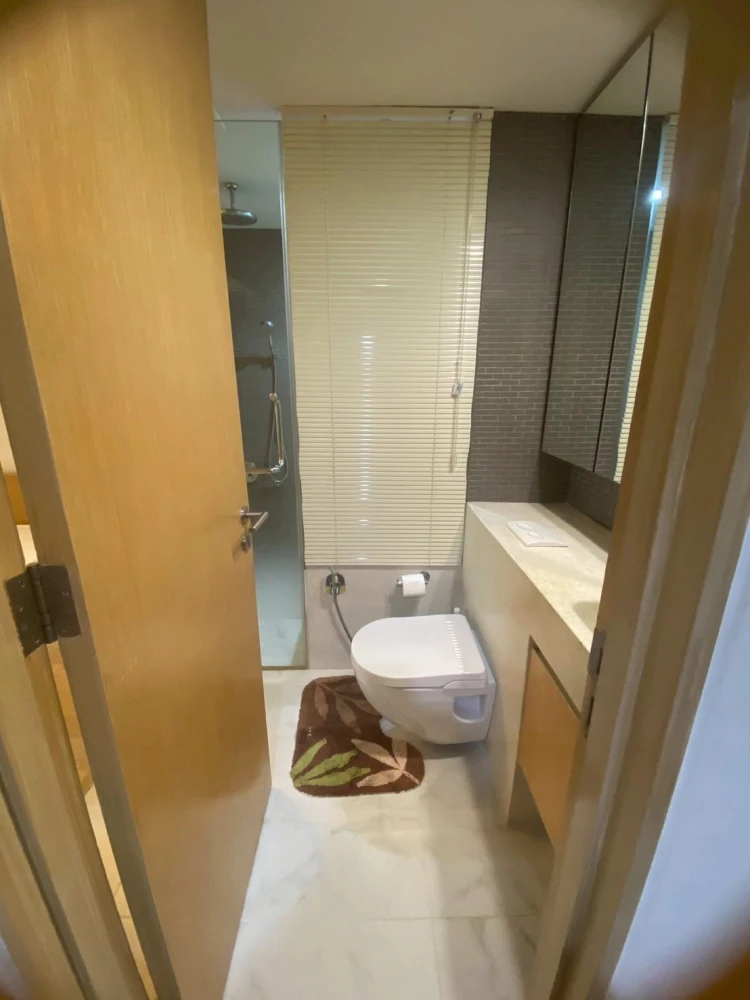 Condo for rent at Siamese Giaio Sukhumvit 31. Spacious room with ample living space. Great price! Book now, don't miss out!