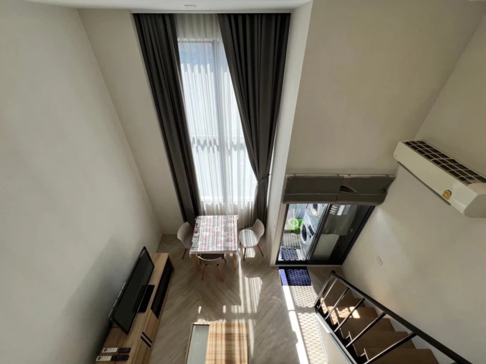 Condo for rent at Siamese Sukhumvit Onnut. Spacious rooms with ample living space. Convenient and fully equipped. Book now, don't wait!