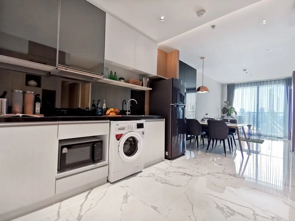 Condo for rent at Sky Walk & Weltz Residence. Spacious and comfortable rooms with plenty of usable space. Amazing price! Book now!