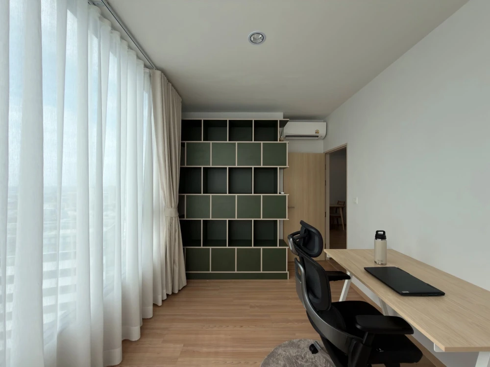 Condo for rent at Skyrise Avenue Sukhumvit 64. Fully furnished and equipped with all appliances. Just bring your suitcase and move in!