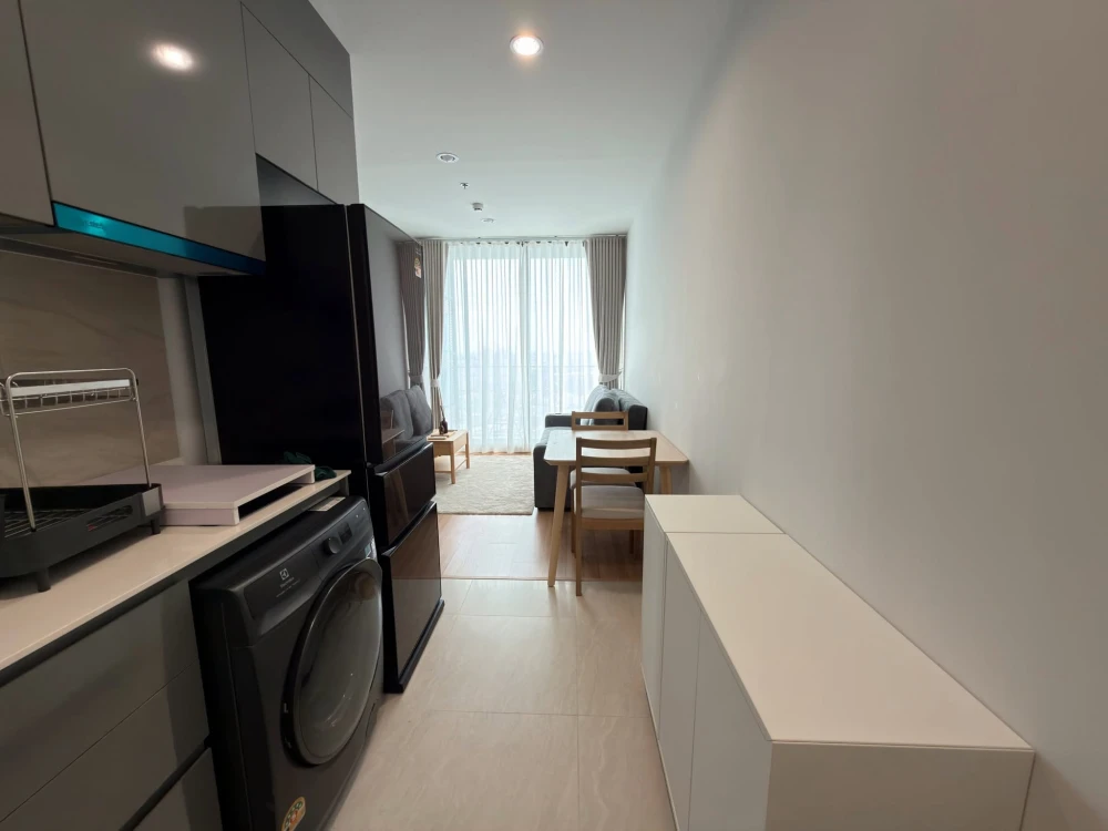Condo for rent at Skyrise Avenue Sukhumvit 64. Fully furnished and equipped with all appliances. Just bring your suitcase and move in!