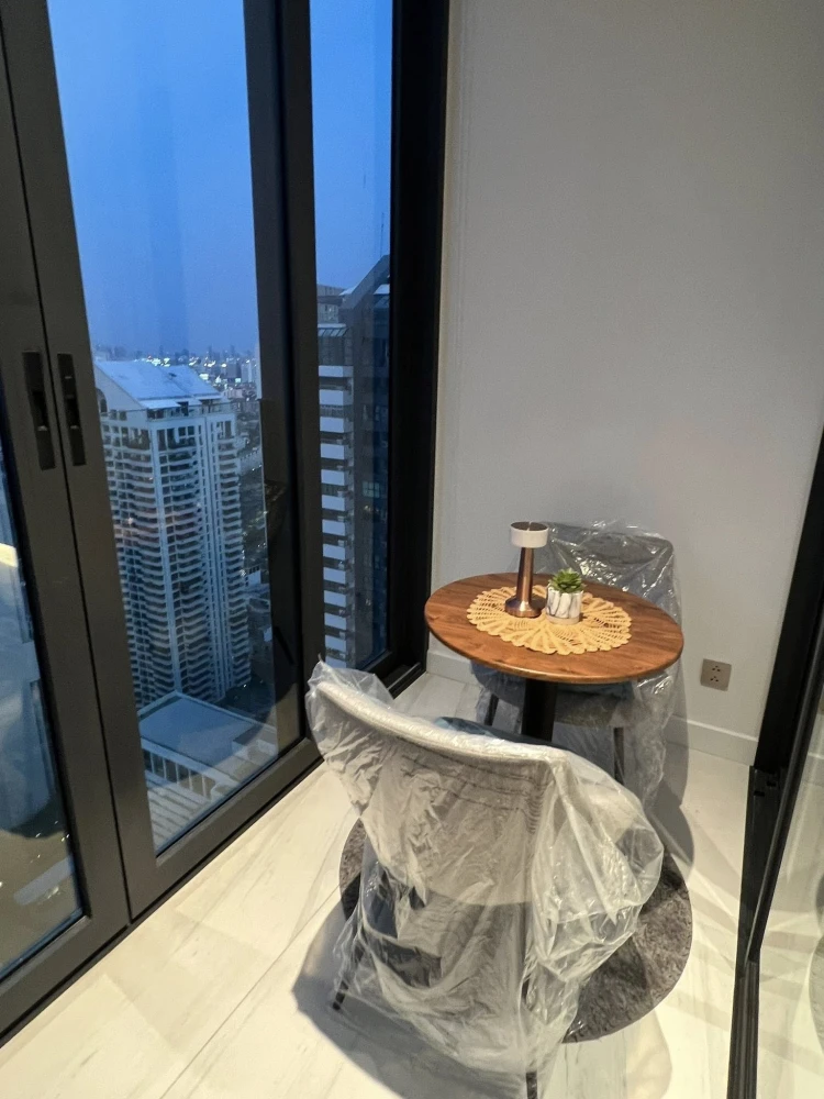 Condo for rent at Supalai ICON Sathorn. Spacious unit with ample living space and all amenities conveniently located. Book now!