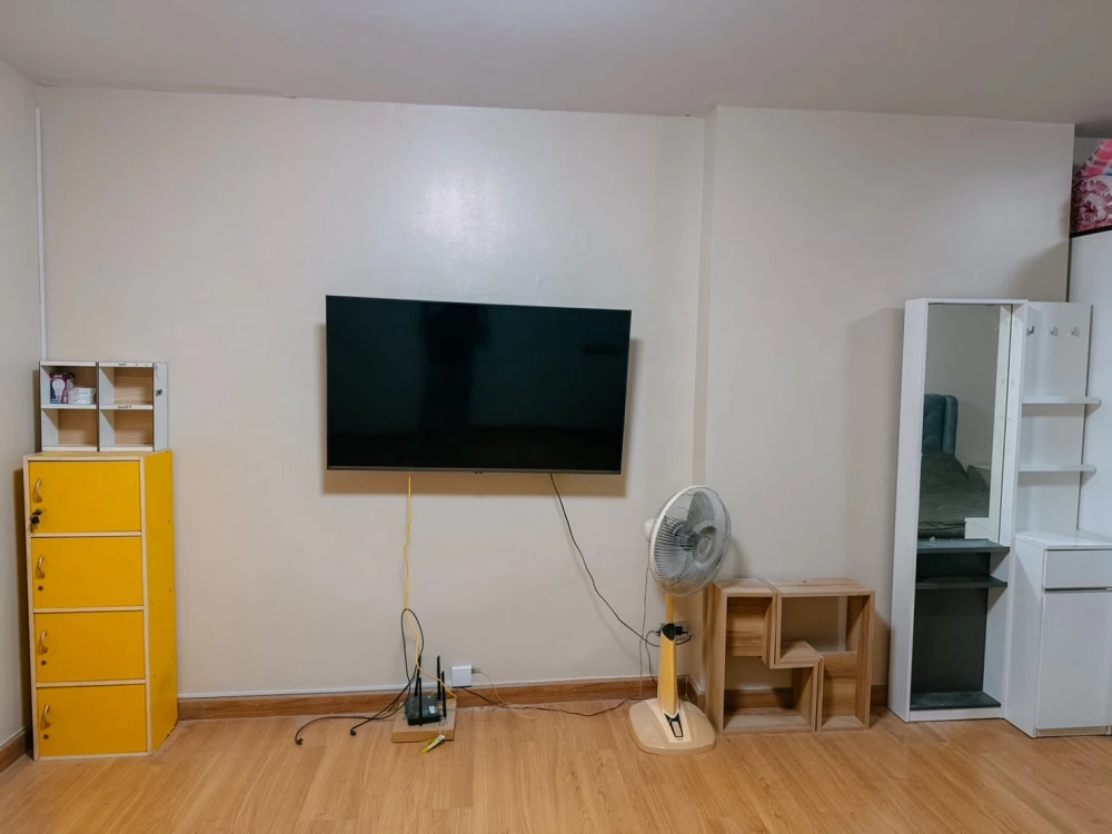 Condo for rent at Supalai Park Srinakarin. Ready to move in, fully furnished with appliances. Just bring your personal belongings! Don't miss out!