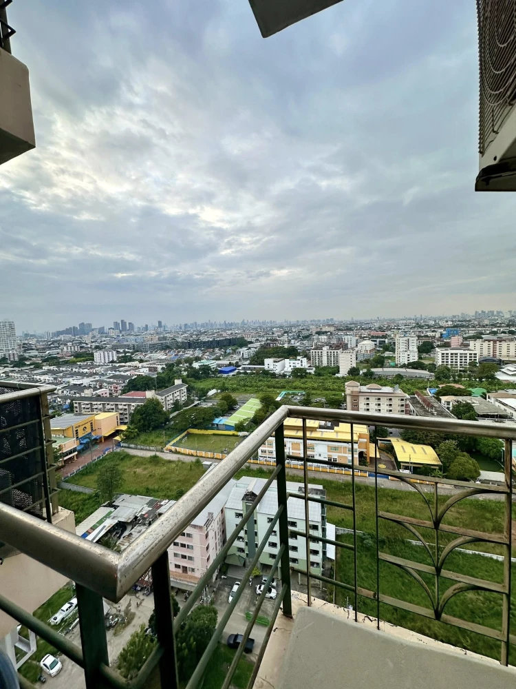Condo for rent at Supalai Park Srinakarin. Big room, comfortable living, plenty of usable space, plus the best price. You'll regret it if you miss it.