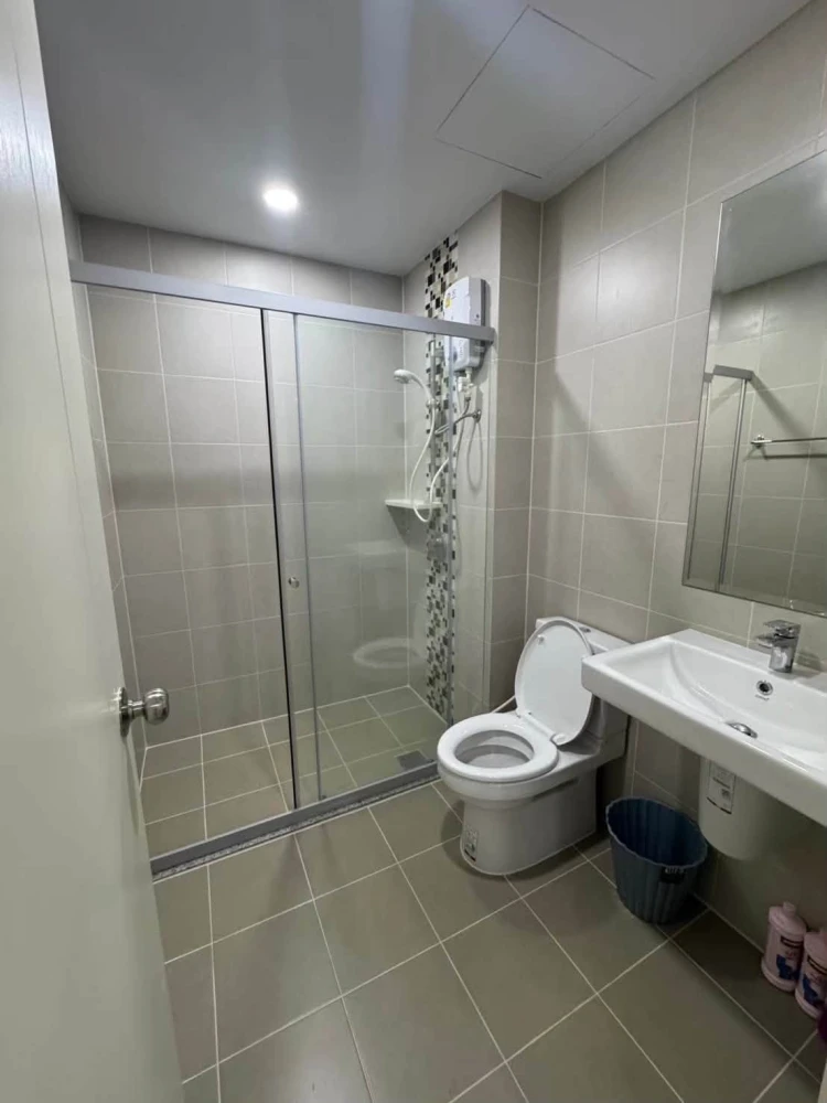 Condo for rent at Supalai Veranda Phasi Charoen Station. Spacious rooms with ample living space. Book now before you miss this opportunity!