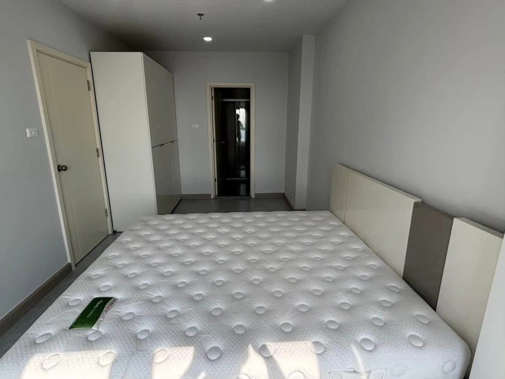 Condo for rent at Supalai Veranda Phasi Charoen Station. Spacious rooms with ample living space. Book now before you miss this opportunity!