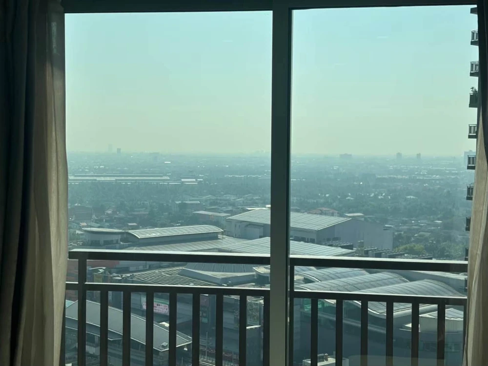 Condo for rent at Supalai Veranda Phasi Charoen Station. Spacious rooms with ample living space. Book now before you miss this opportunity!