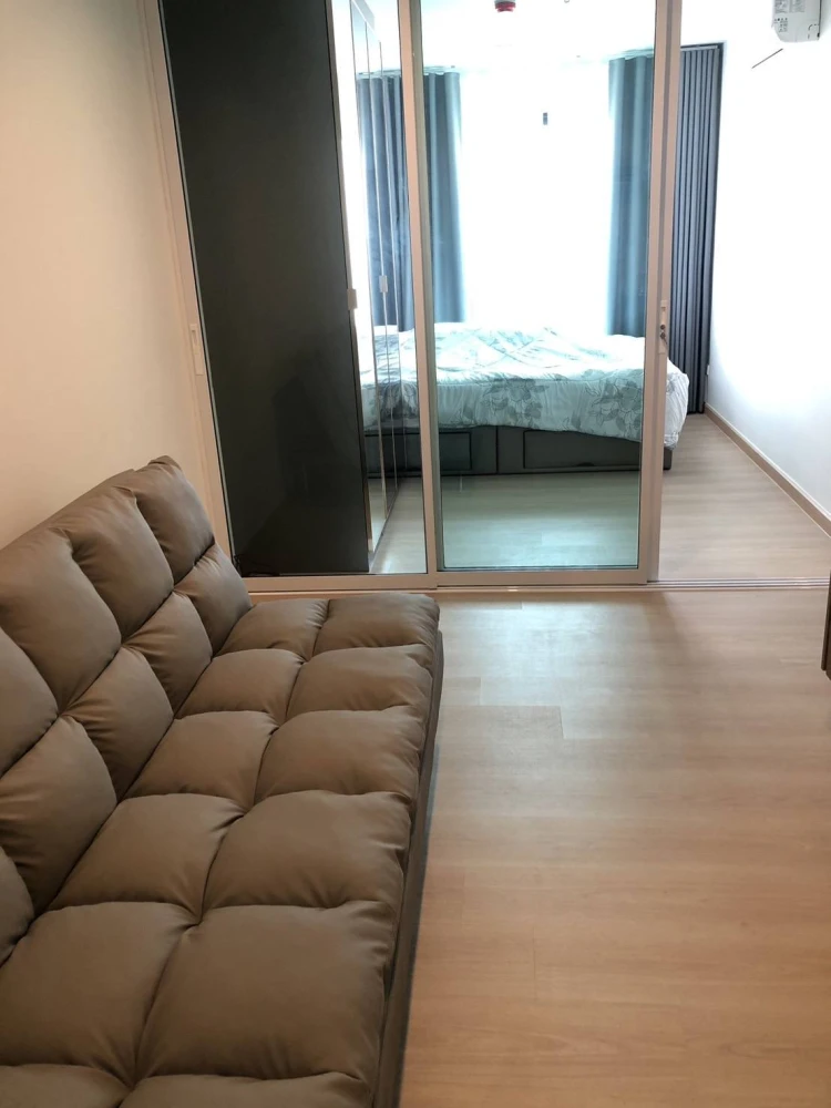 Condo for rent at Terra Residence. Well-partitioned rooms, great price, convenient and fully furnished. Book now!