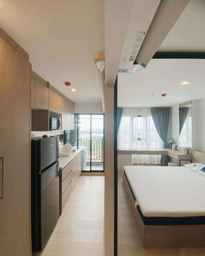 Condo for rent at Terra Residence, ready to move in, 32nd floor, high floor with stunning views. Everything you need is here. You definitely don't wan