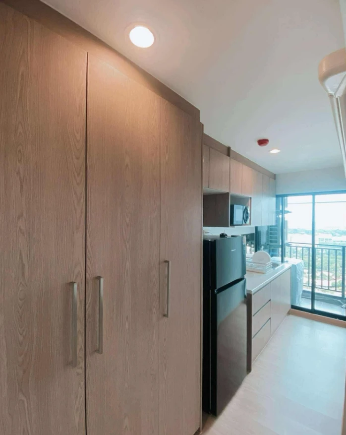 Condo for rent at Terra Residence, ready to move in, 32nd floor, high floor with stunning views. Everything you need is here. You definitely don't wan