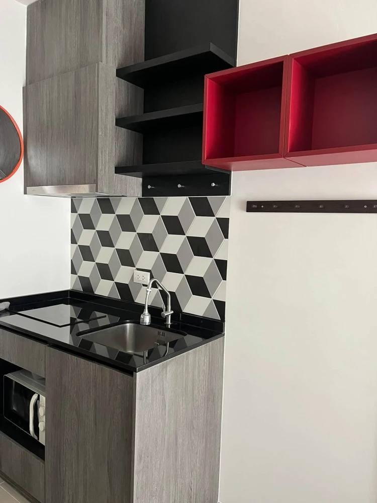 Condo for rent at The Base Phetchaburi-Thonglor. The unit is well-decorated and inviting, featuring full amenities. Great value—book yours now!