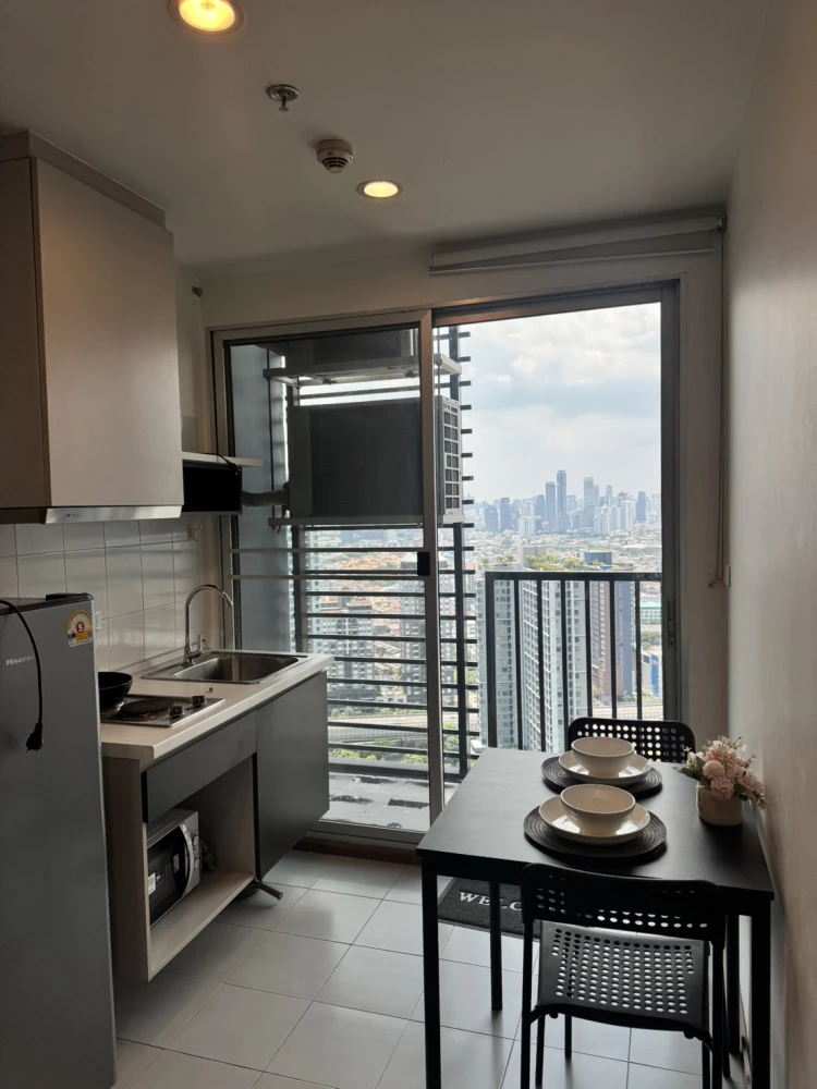 ให้เช่าคอนโด The base Sukhumvit 77 ห้องพร้อมอยู่ สิ่งอำนวยความสะดวกครบ มาจองเลย อย่าพลาดเด็ดขาด