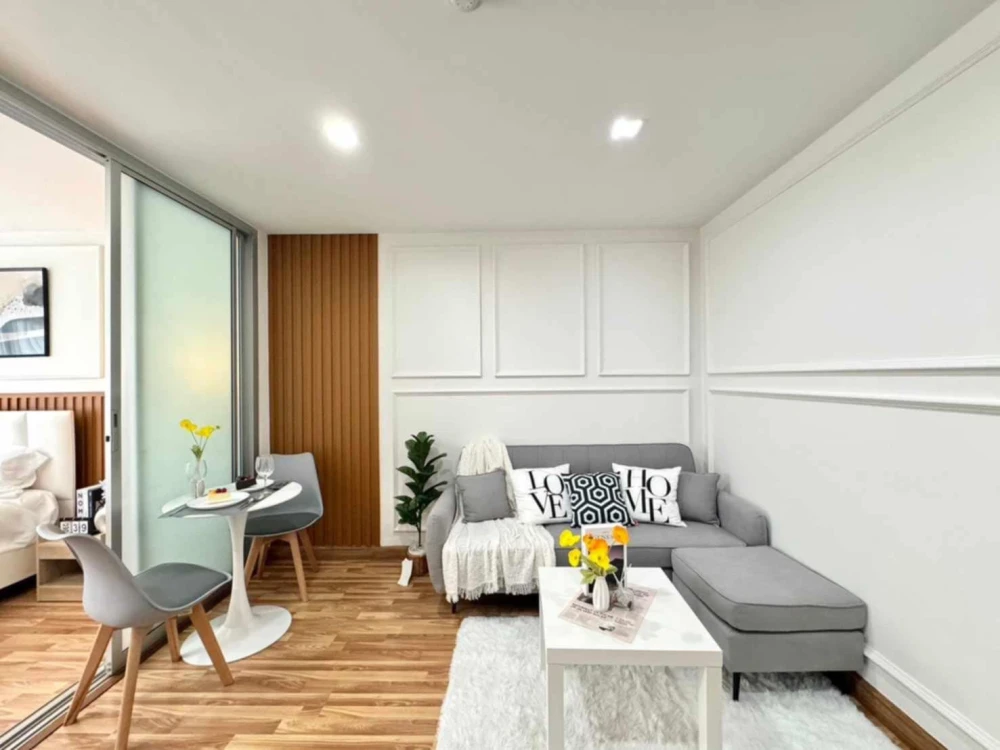 Condo for rent at The Green 3. Very spacious room! 2nd floor, with a huge balcony! Quiet corner. You don't want to miss this opportunity!
