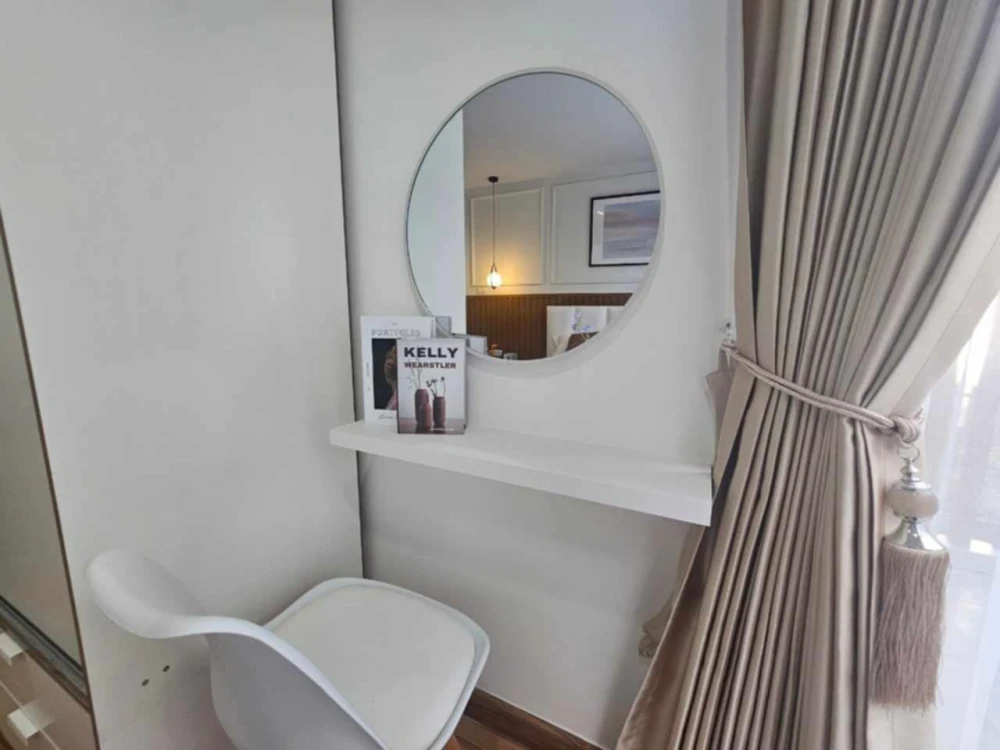 Condo for rent at The Green 3. Very spacious room! 2nd floor, with a huge balcony! Quiet corner. You don't want to miss this opportunity!