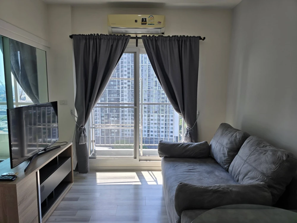 Condo for rent at The Key Wutthakat. Ready to move in, fully furnished, great price. Book now! Don't miss out!