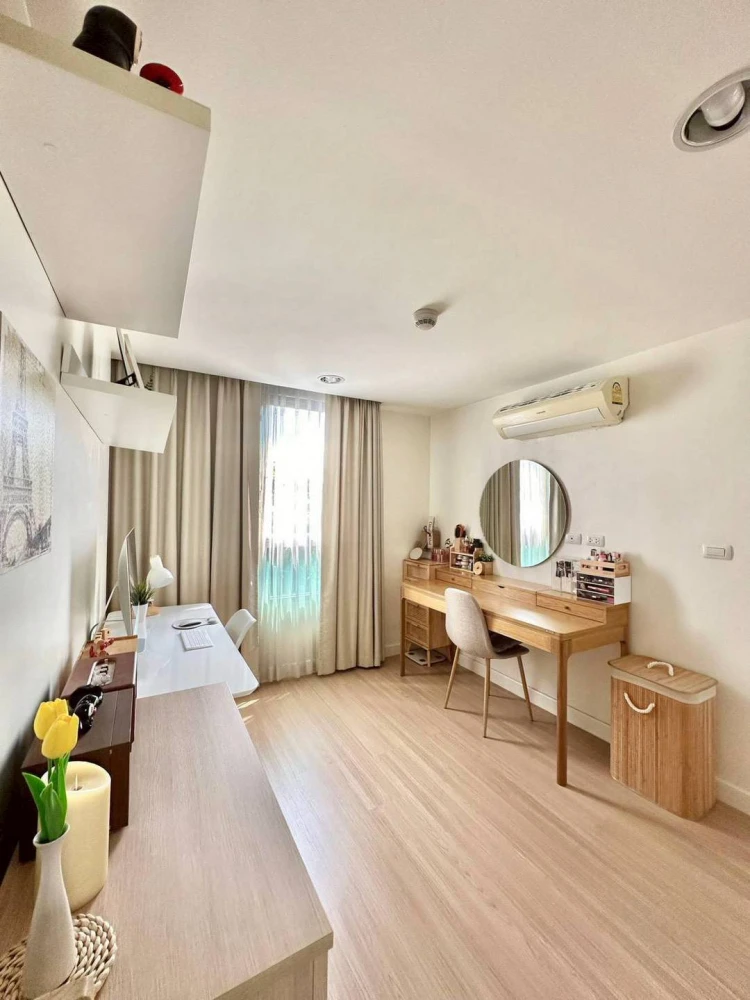 Condo for rent at The Kris Ratchada 17. Fully furnished and ready to move in. Complete amenities. Book now! Don't miss out!