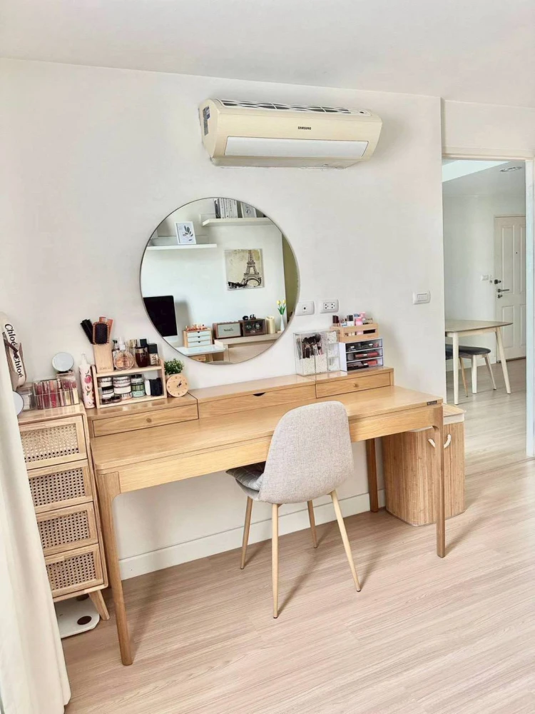 Condo for rent at The Kris Ratchada 17. Fully furnished and ready to move in. Complete amenities. Book now! Don't miss out!