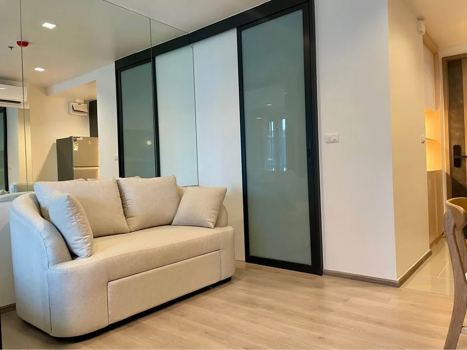 Condo for rent at The Line Phahon Yothin Park, fully furnished and ready to move in, complete with amenities. Come reserve now, don't miss out!