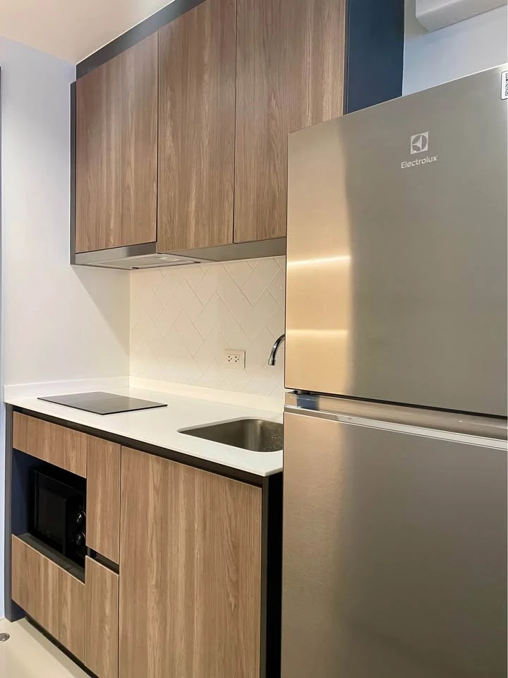 Condo for rent at The Line Phahon Yothin Park, fully furnished and ready to move in, complete with amenities. Come reserve now, don't miss out!