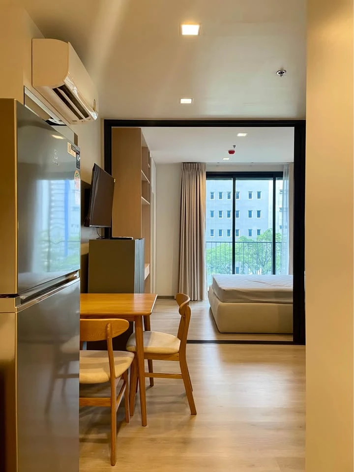 Condo for rent at The Line Phahon Yothin Park, fully furnished and ready to move in, complete with amenities. Come reserve now, don't miss out!