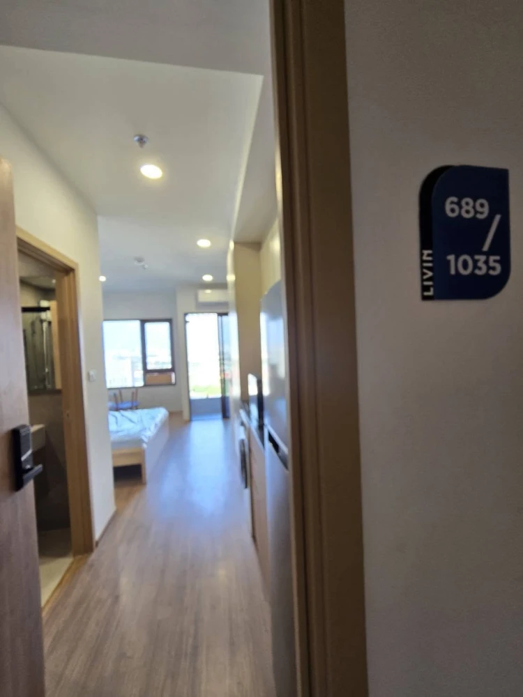 Condo for rent: The Livin Phetkasem 37, Studio room, 30th floor, stunning view, fully furnished. Book now, don't miss out!