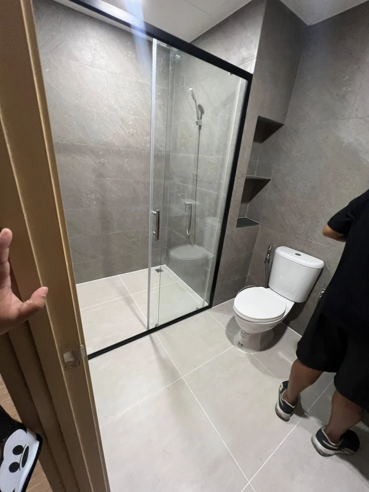 Condo for rent at The LIVIN Phetkasem. Ready to move in, high floor, and at an unbeatable price. You definitely don't want to miss this!