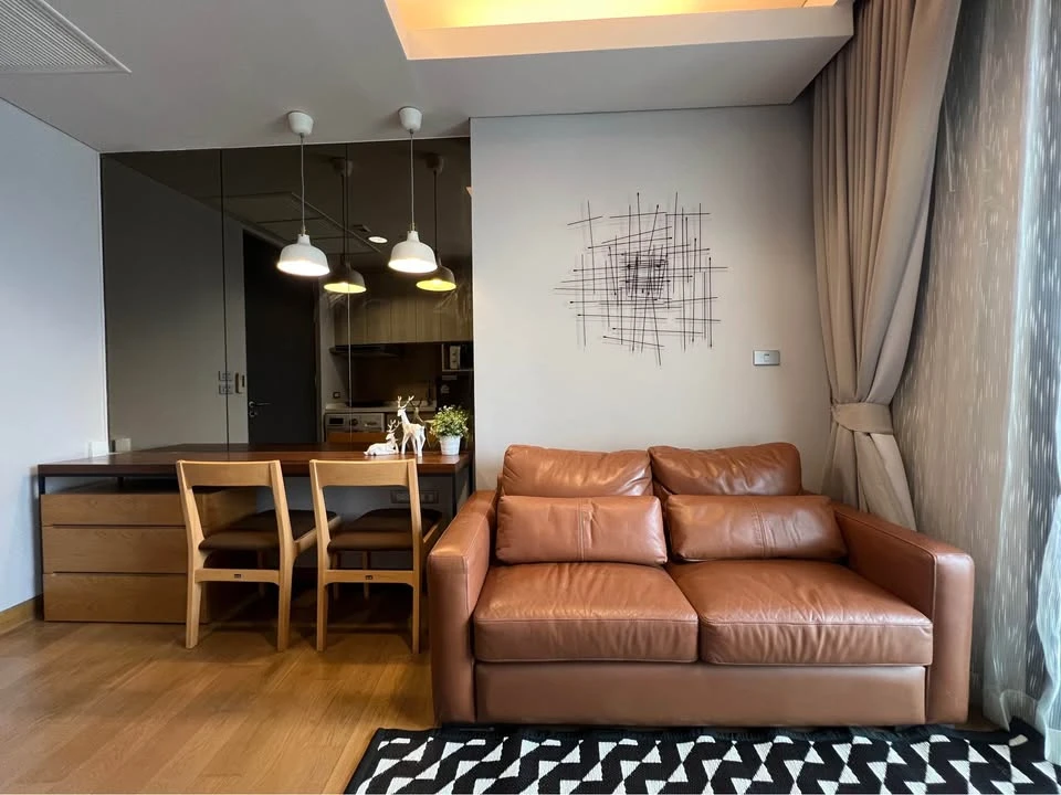 Condo for rent, The Lumpini 24, ready to move in, complete facilities, good price, hurry and reserve now.