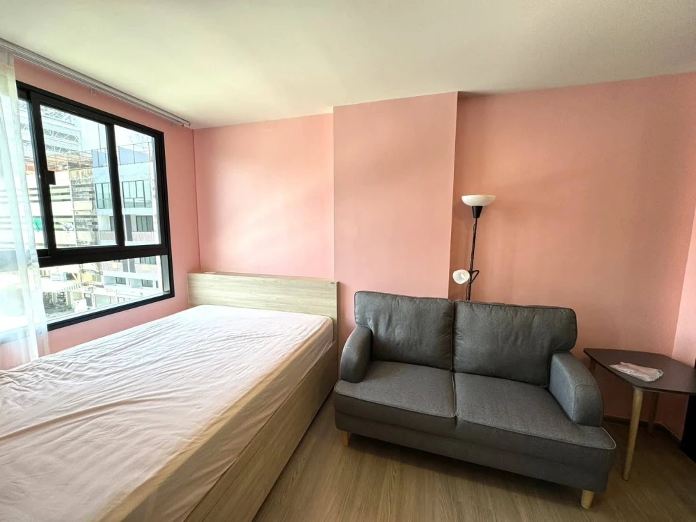 Condo for rent at The Muve Ram 22. Fully furnished and ready to move in. Just bring your suitcase!