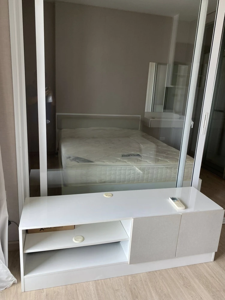 Condo for rent: The Parkland Phetkasem – Thapra, a nice room on the 17th floor with a swimming pool view. Don't miss it, you'll regret it later.