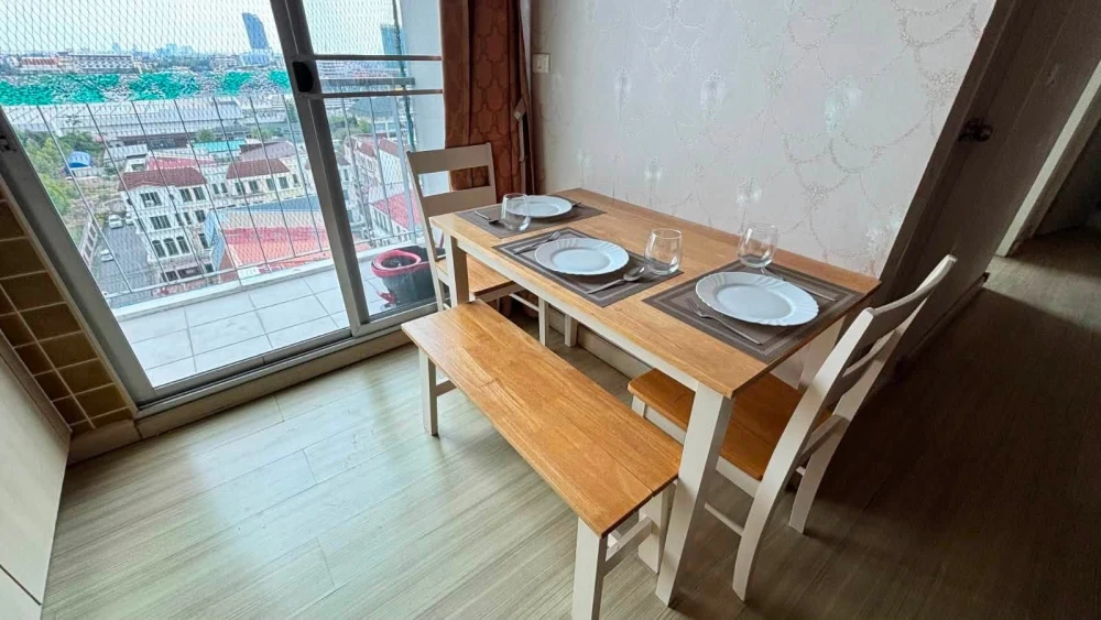 Condo for rent at The Parkland Srinakarin. Spacious and comfortable unit with ample living space. Book now!