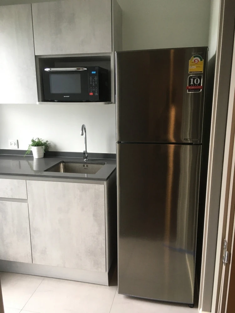 Condo for rent at The Politan Aqua, 12th floor, river view, well-partitioned room. Don't miss this opportunity!