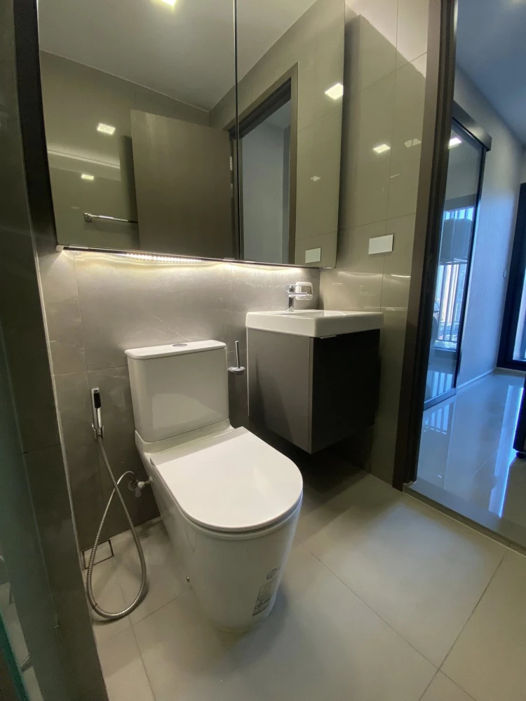 Condo for rent at The Privacy Jatujak. Ready to move in, fully furnished, amazing price. Book now, don't wait!