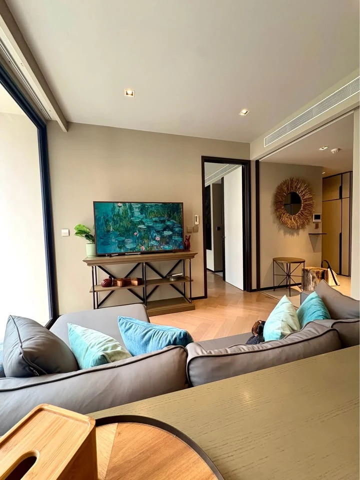 Condo for rent at The Reserve 61 Hideaway. Beautifully decorated unit with high-quality built-in furniture. Everything you need is here. You won't wan
