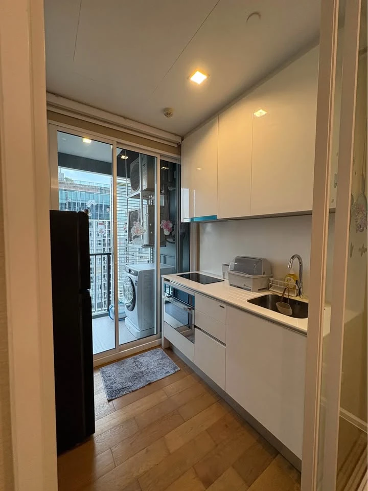 Condo for rent at The Saint Residences. Ready to move in, fully furnished, amazing price. Book now, don't miss out!
