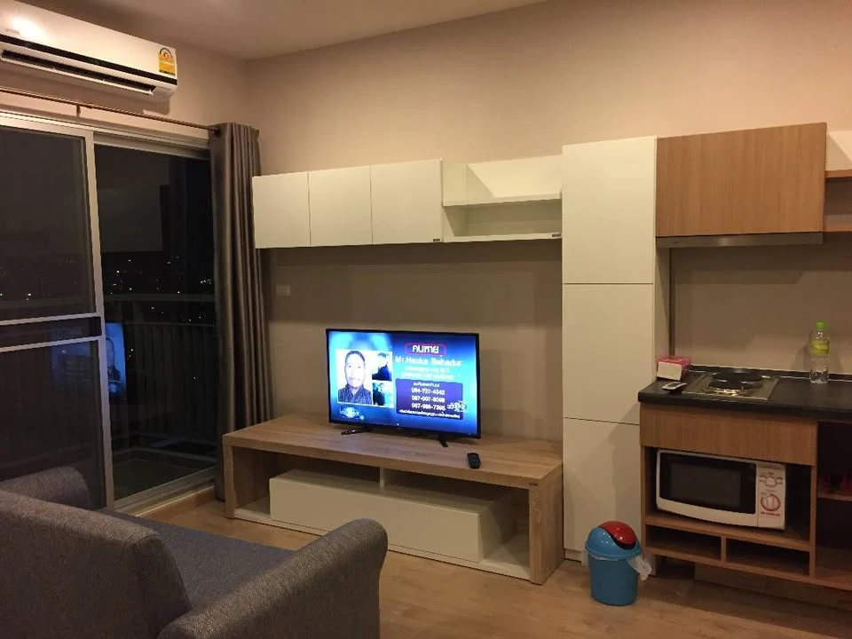 For Rent: The Tempo Grand Wutthakat Condo. 19th-floor corner unit offering an unobstructed view and high privacy. Excellent airflow; no noise disturba