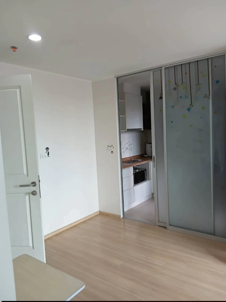 Condo for rent at U Delight 3 Prachachuen-Bangsue. Spacious and comfortable unit with ample living space. Book yours today! Don't miss out!