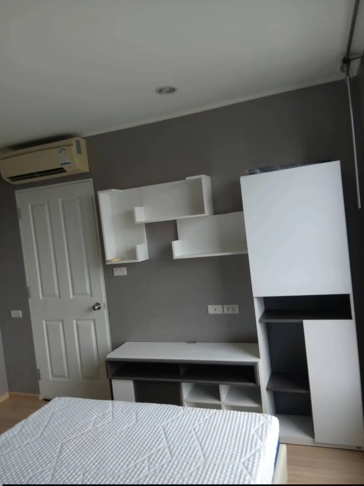 Condo for rent at U Delight 3 Prachachuen-Bangsue. Spacious and comfortable unit with ample living space. Book yours today! Don't miss out!
