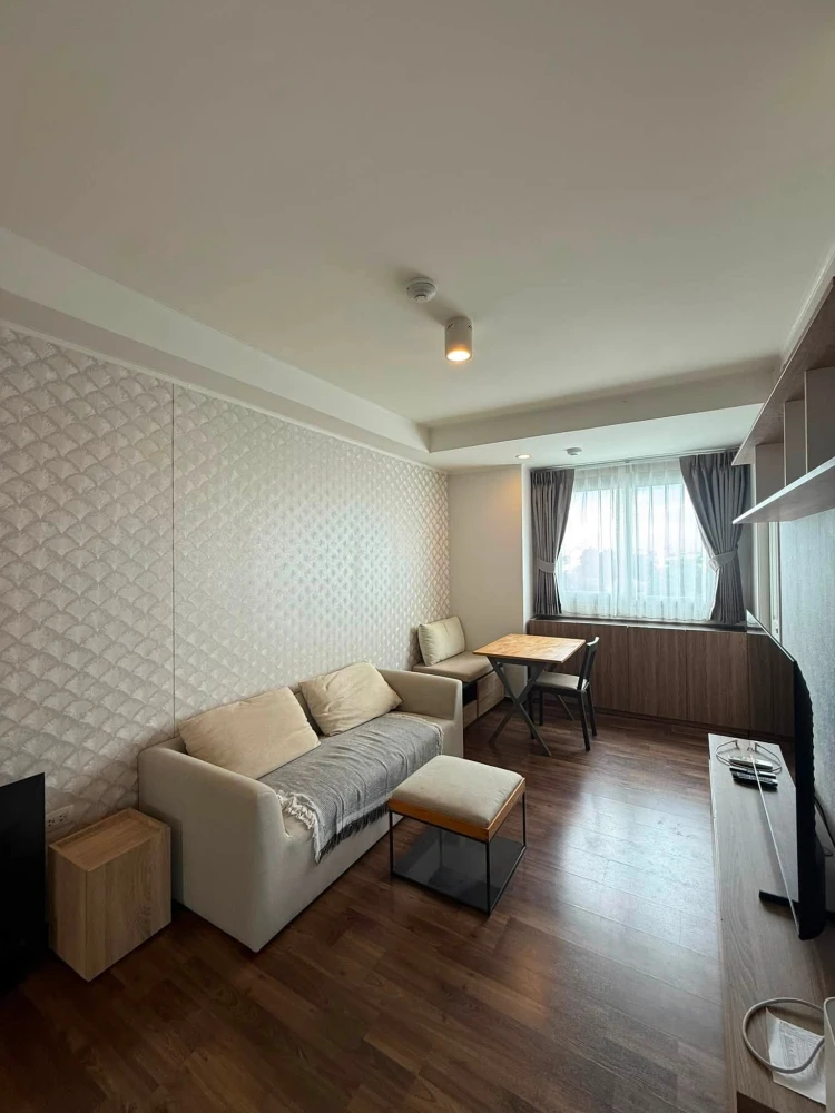 Condo for rent at U Delight Ratchavibha. Corner unit offering privacy. Extra-large living room. Great layout. You'll know it's worth living here. Book