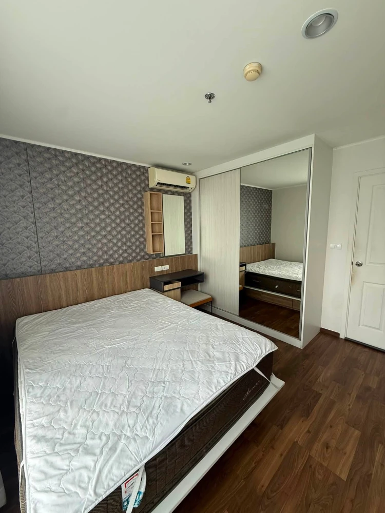 Condo for rent at U Delight Ratchavibha. Corner unit offering privacy. Extra-large living room. Great layout. You'll know it's worth living here. Book