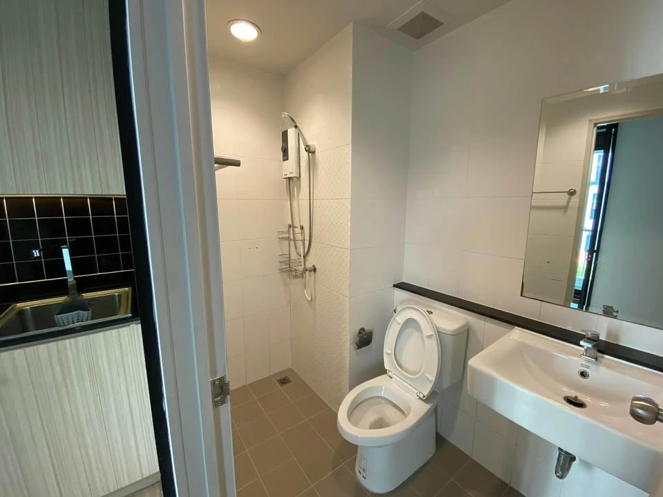 Condo for rent: UNIO Sukhumvit 72, Phase 1, separate rooms, well-divided zones, good price, hurry and book now.
