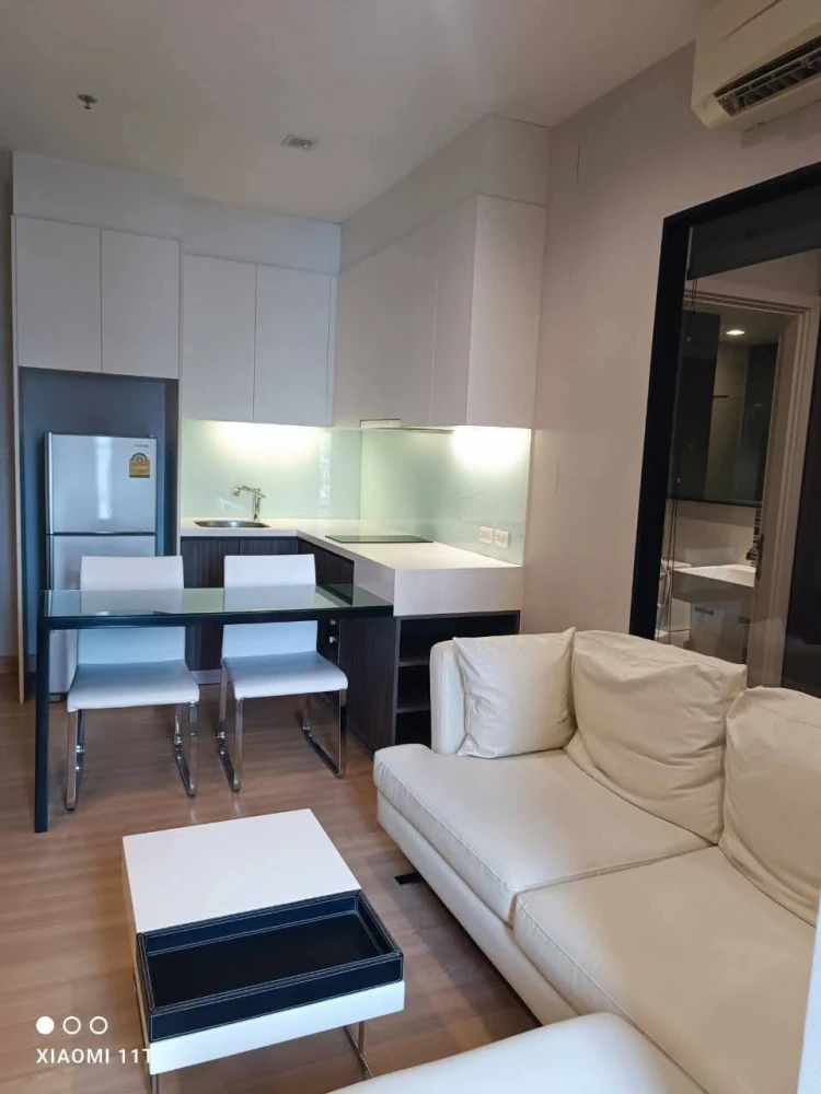 Condo for rent at Urbano Absolute Sathorn-Taksin. Ready to move in, 10th floor with great views. Amazing price! Book now, don't miss out!