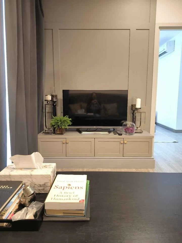 Spacious condo for rent at Vertical Aree. Excellent interior design and ample living space. You definitely don't want to miss this opportunity!