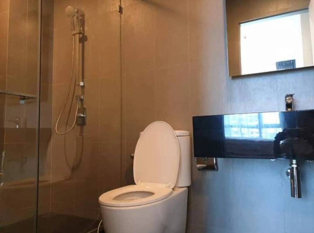Condo for rent at Whizdom Avenue Ratchada-Ladprao. Nice room, fully furnished with appliances. Just bring your belongings and move in!