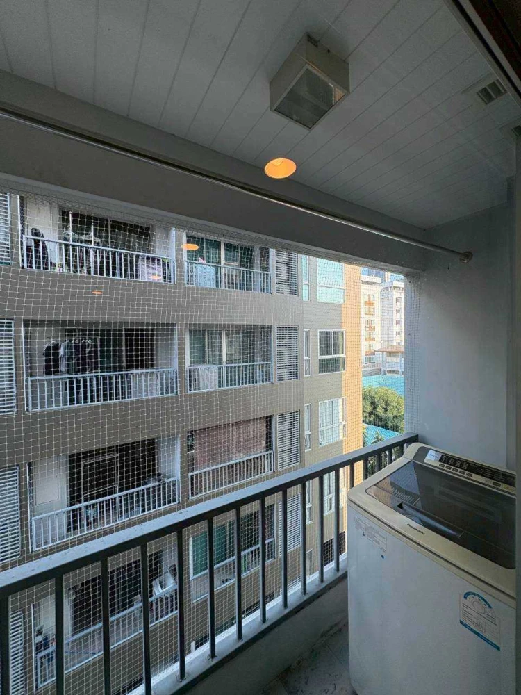Condo for rent at Whizdom Punnawithi. Spacious and comfortable unit with plenty of usable space. Book now! Don't miss out!