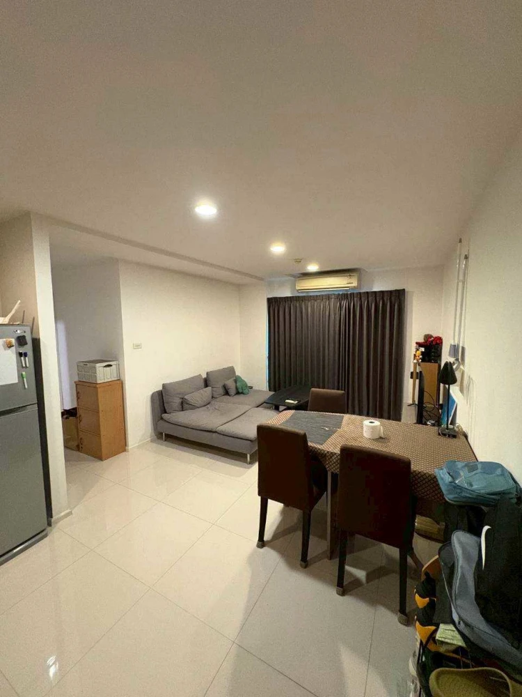 Condo for rent at Whizdom Punnawithi. Spacious and comfortable unit with plenty of usable space. Book now! Don't miss out!