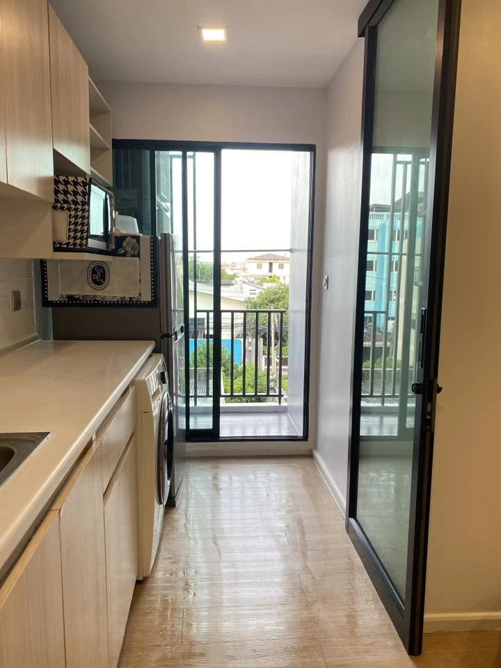 Condo for rent: Wynn Condo, Lat Phrao, Chok Chai 4. Spacious room, lots of usable space. Hurry and reserve now. Don't miss out!