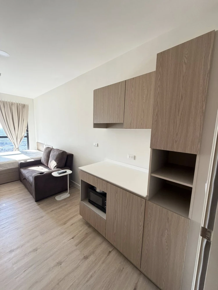Condo for rent at XIM Suksawat - Rama 3. Nice unit on the 27th floor with great views. Amazing price! Book now, don't wait!