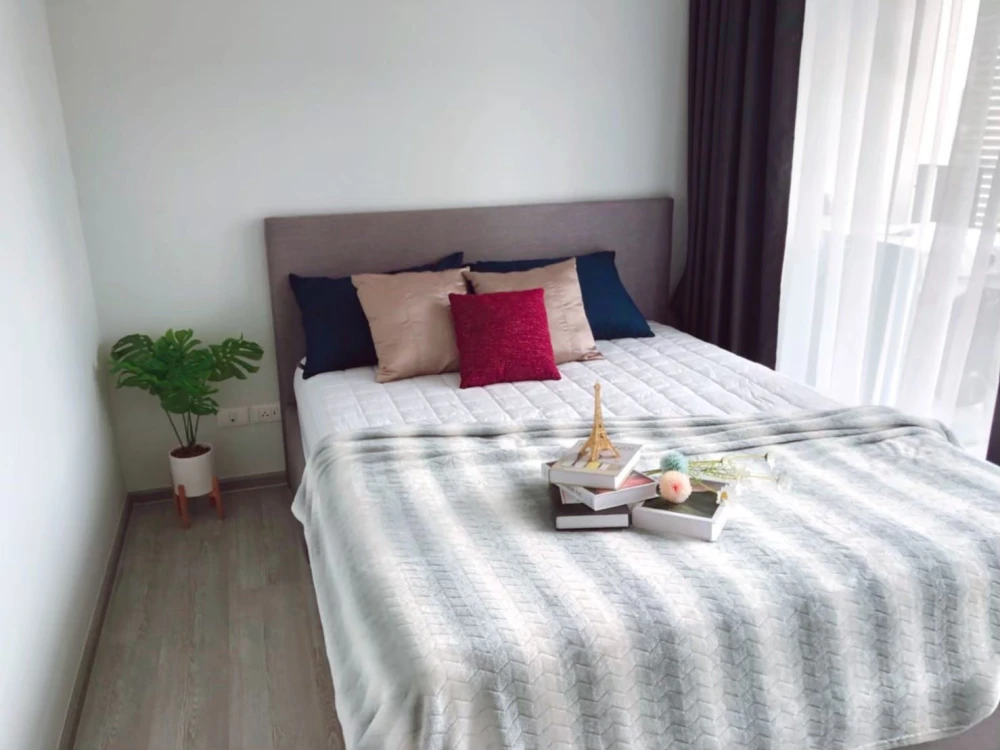 Condo for rent, XT Ekkamai, ready to move in, with good wallpaper. If you don't book, you'll regret it later.