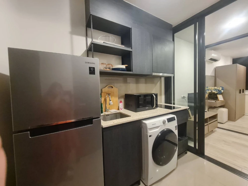 Condo for rent, XT Huai Khwang, ready to move in, separate room, great price, you must hurry to reserve now.