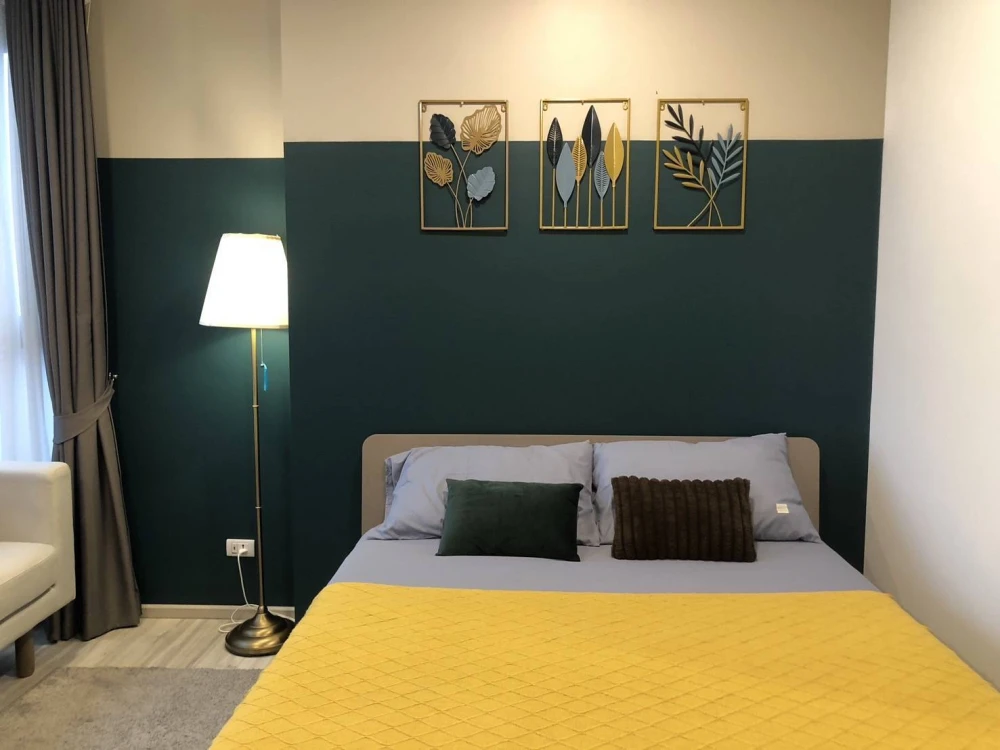 Condo for rent, XT Huai Khwang, corner room, 40th floor, very private, fully equipped, ready to move in immediately.